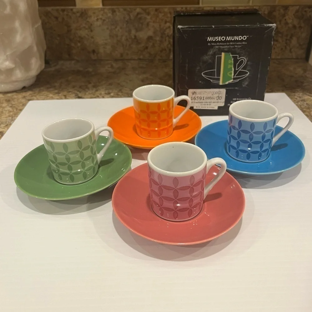 Museo Mundo Espresso Cups Set of 4 2007 Museum of New Mexico Mimi Robinson NIB